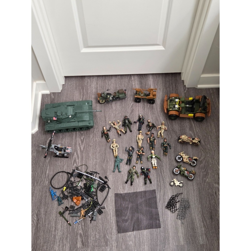 Lanard The Corps - Random Lot - GI Joe Figurines- Tank - Vehicles Vintage 1990's